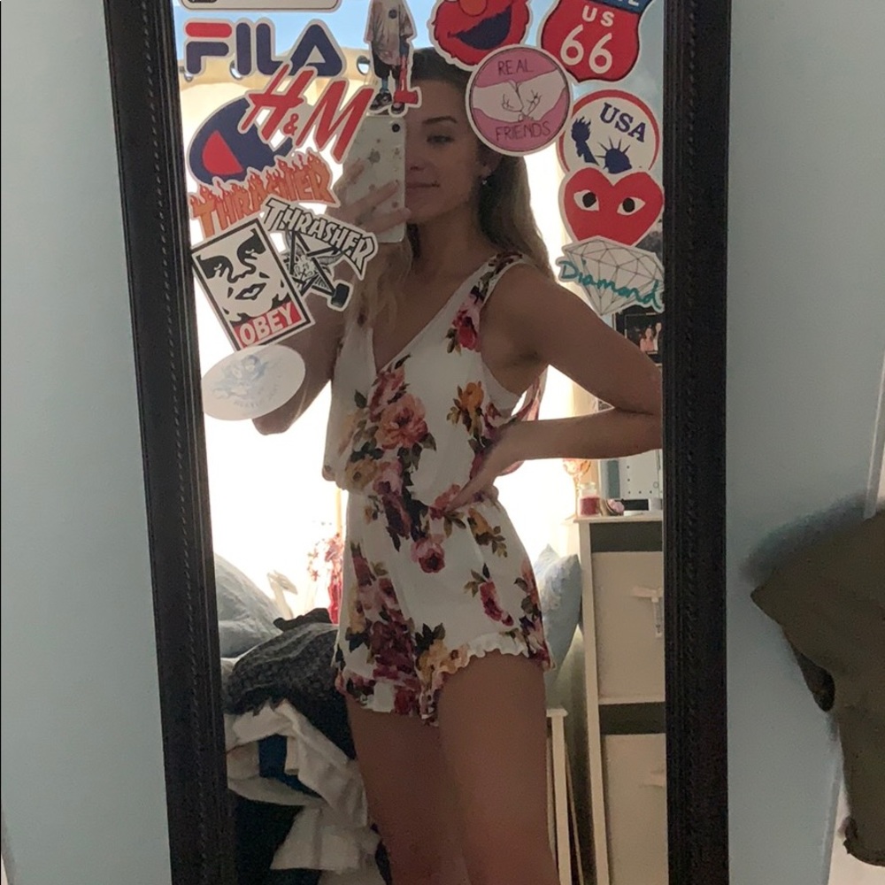 Pacsun floral romper